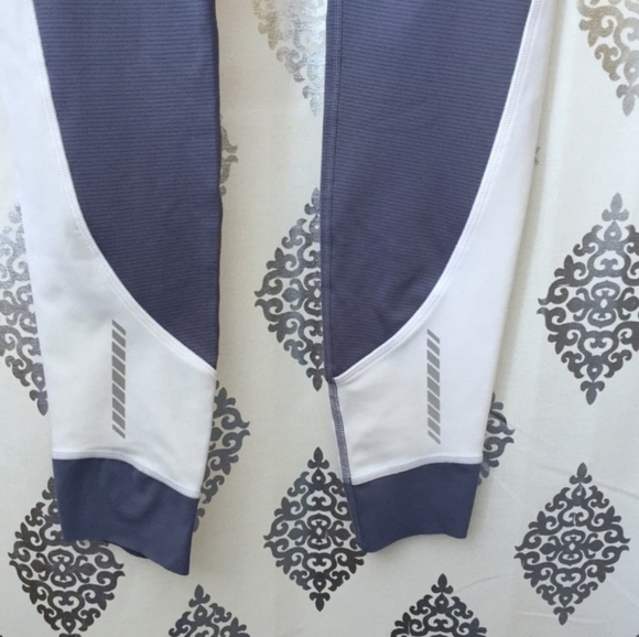 Under Armour Reflective Compression Leggings - Picture 5 of 8